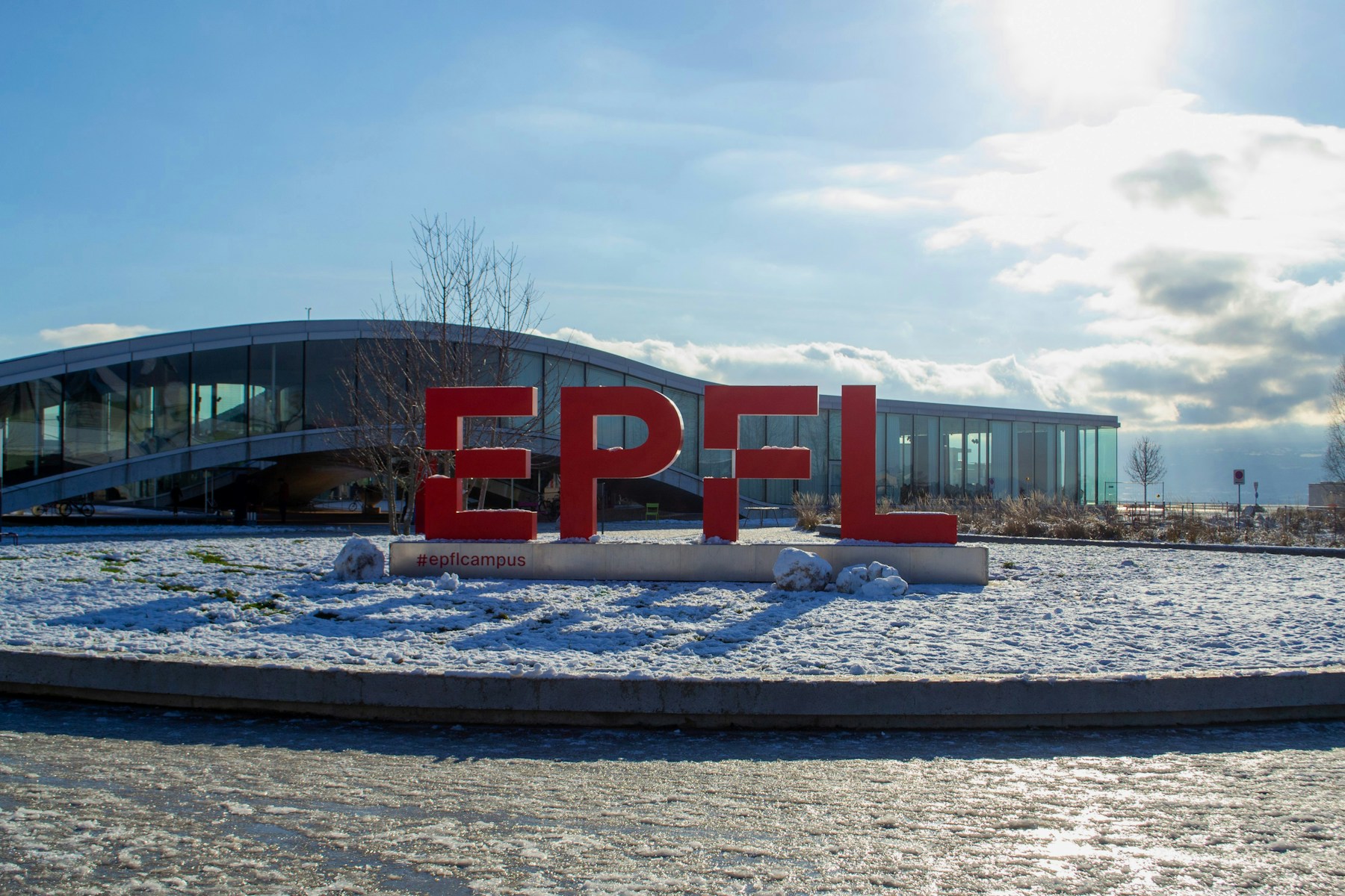 瑞士洛桑联邦理工学院 EPFL 校园